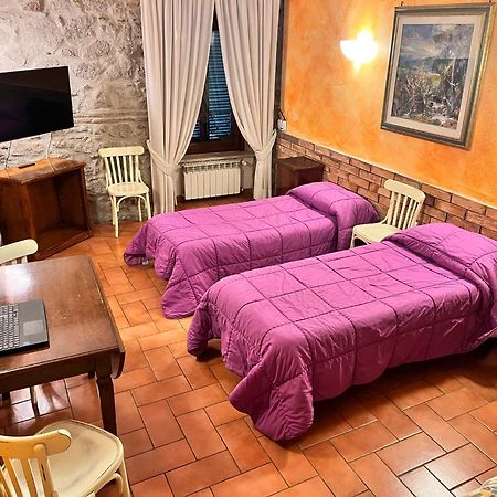 נמי Albergo Diffuso Locanda Specchio Di Diana מראה חיצוני תמונה