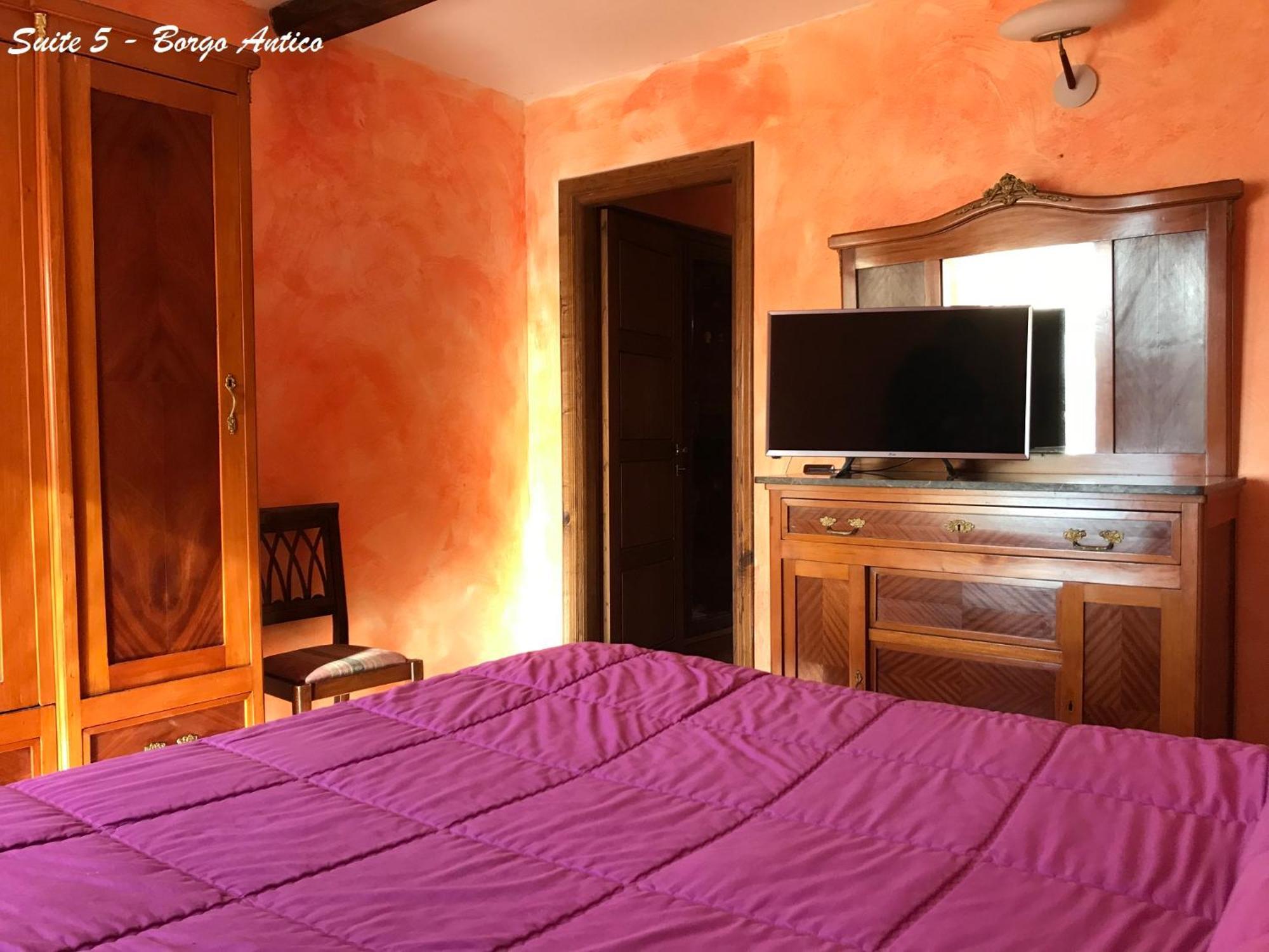 נמי Albergo Diffuso Locanda Specchio Di Diana מראה חיצוני תמונה