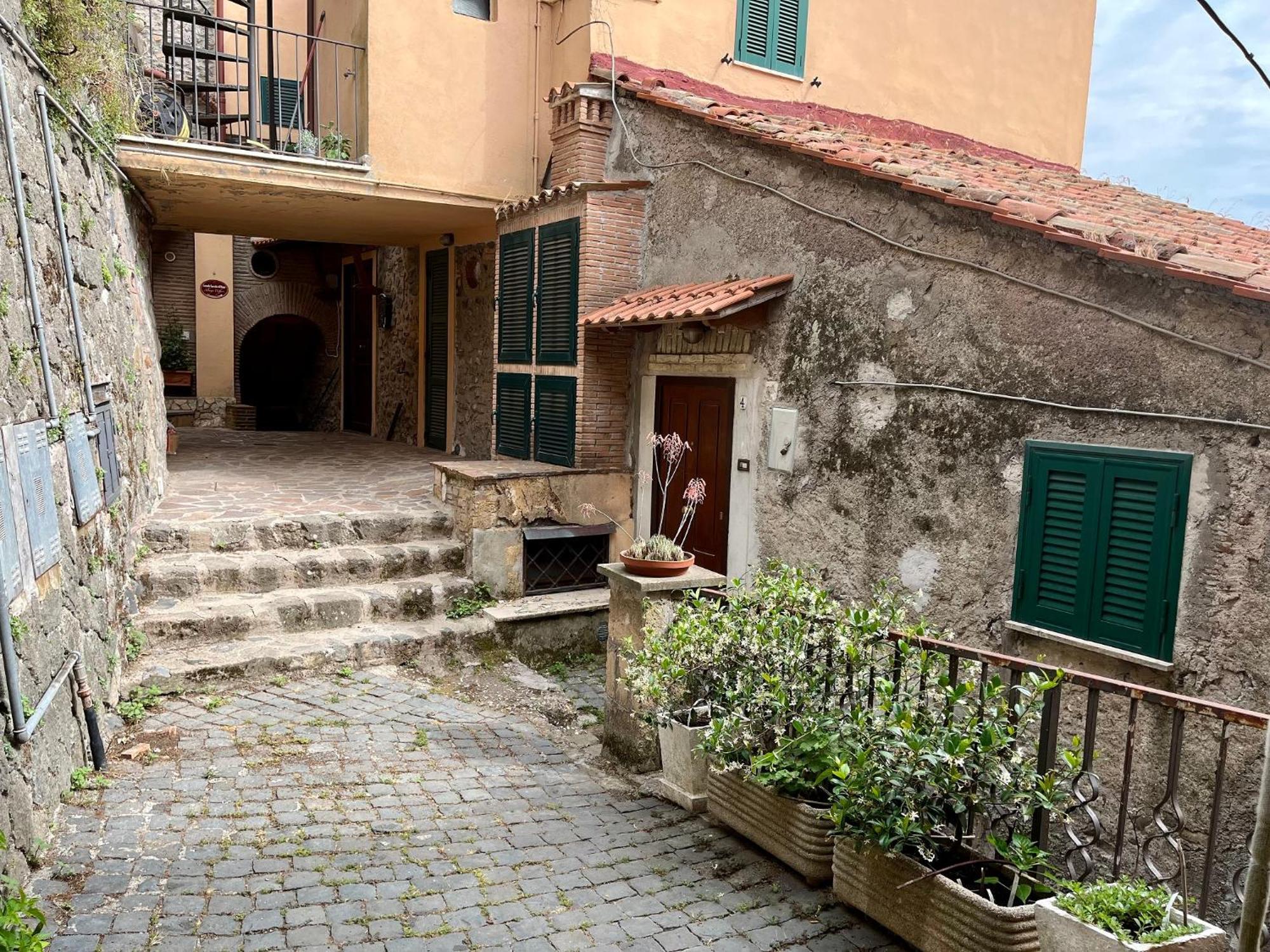 נמי Albergo Diffuso Locanda Specchio Di Diana מראה חיצוני תמונה