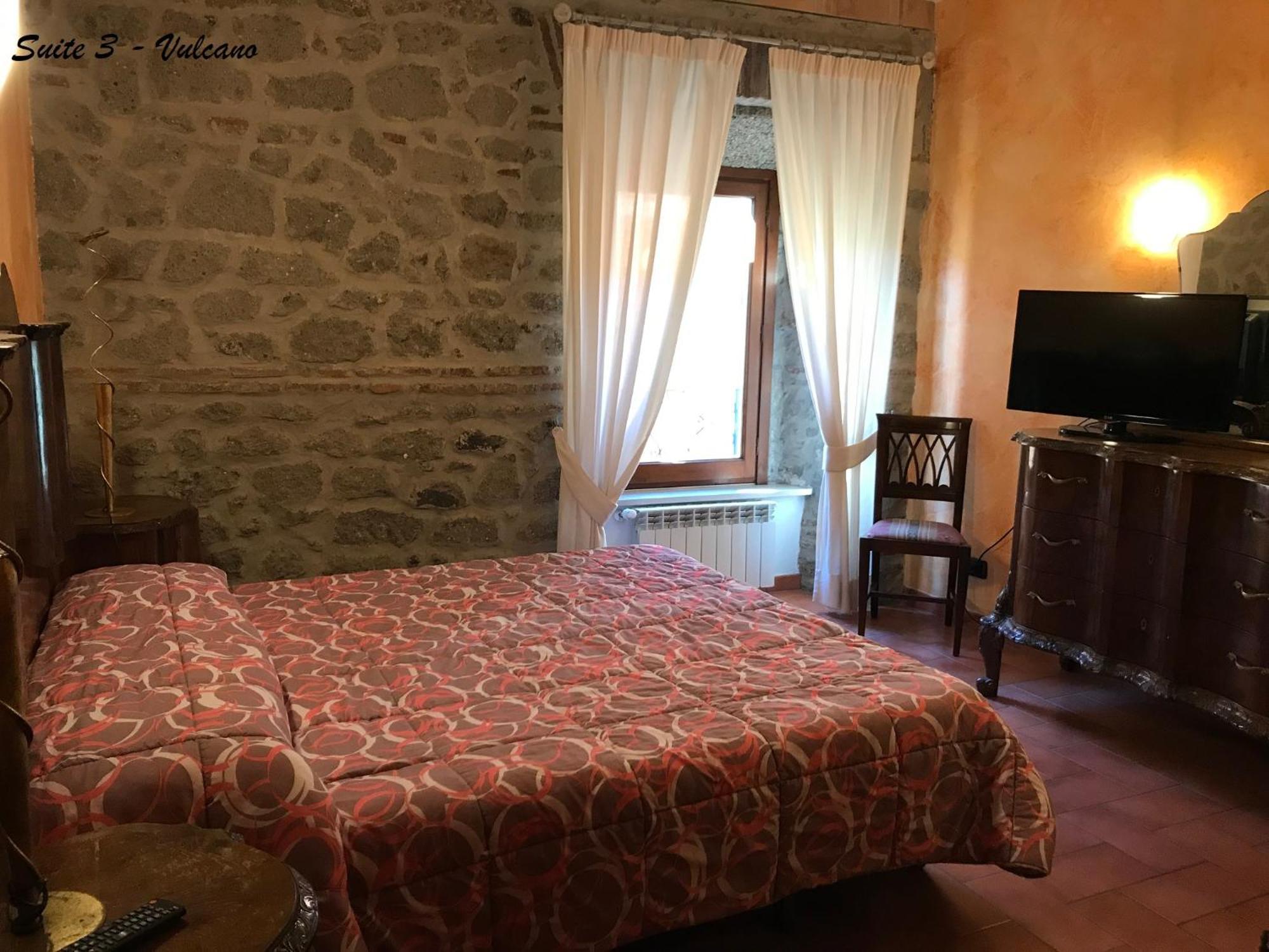 נמי Albergo Diffuso Locanda Specchio Di Diana מראה חיצוני תמונה