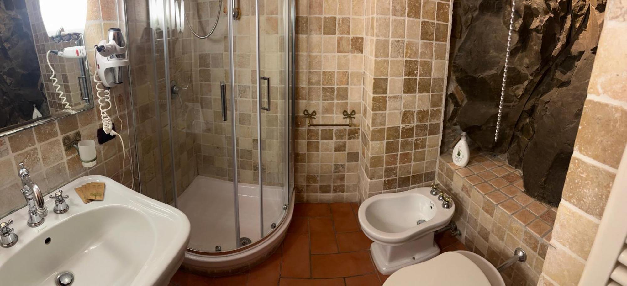 נמי Albergo Diffuso Locanda Specchio Di Diana חדר תמונה