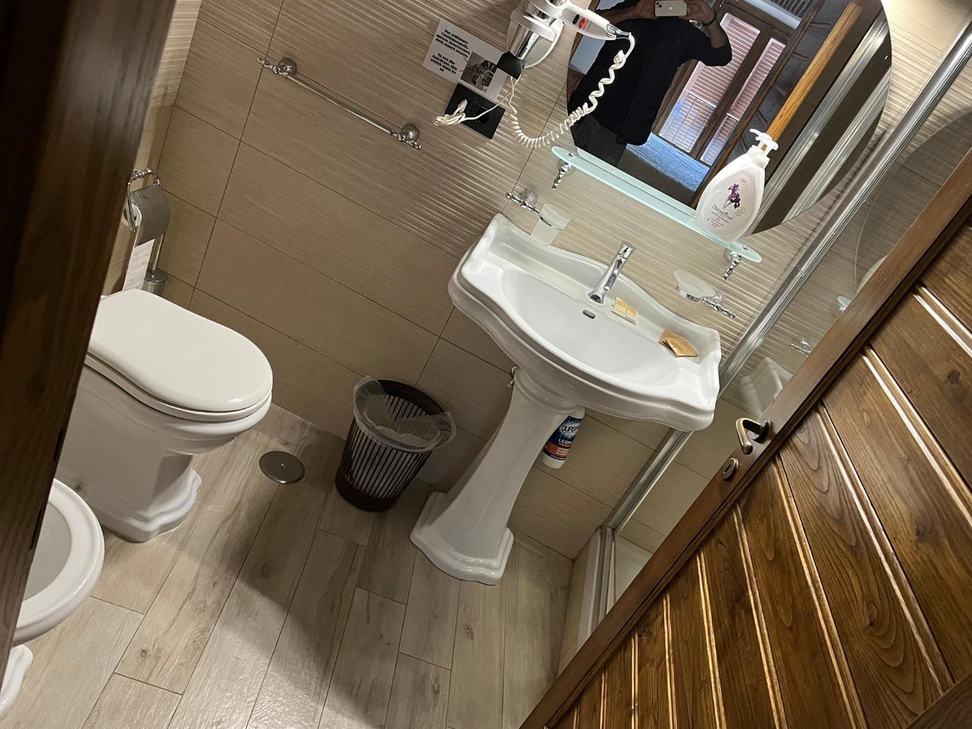 נמי Albergo Diffuso Locanda Specchio Di Diana חדר תמונה